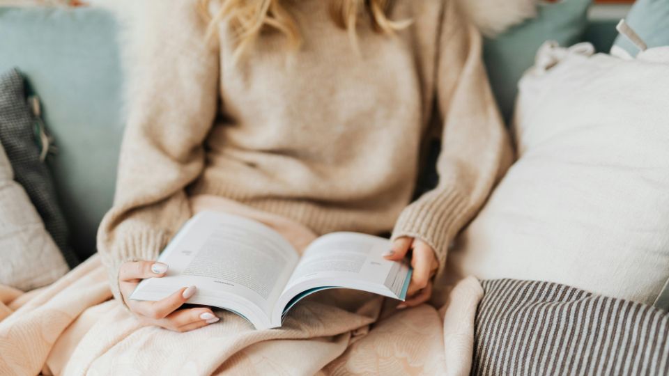 Recomandări de cărți bune de citit în 2026 care merită atenția ta