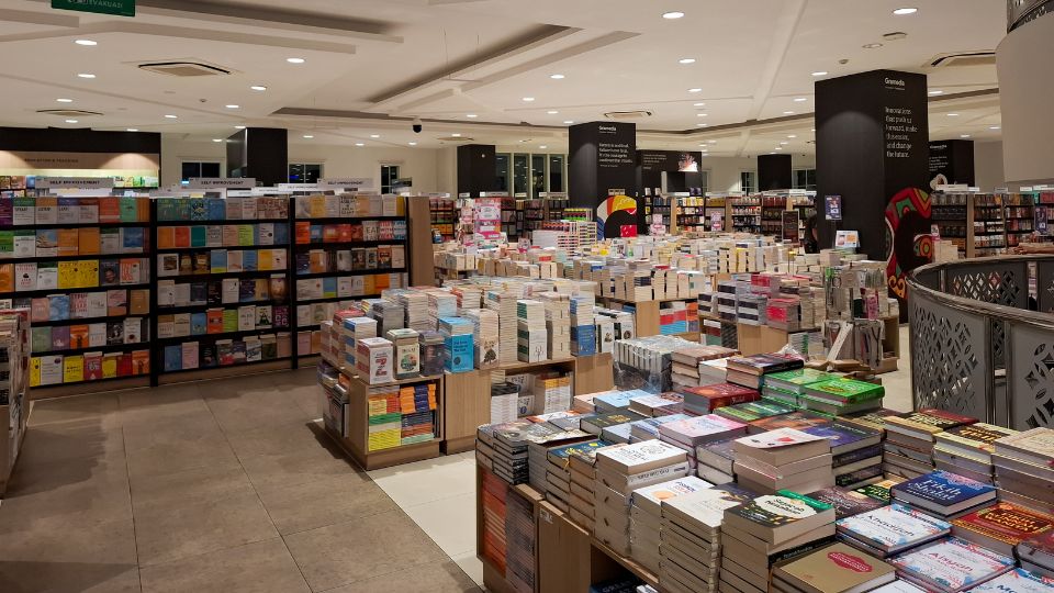 Cele mai vândute cărți de la Bookfest 2026.